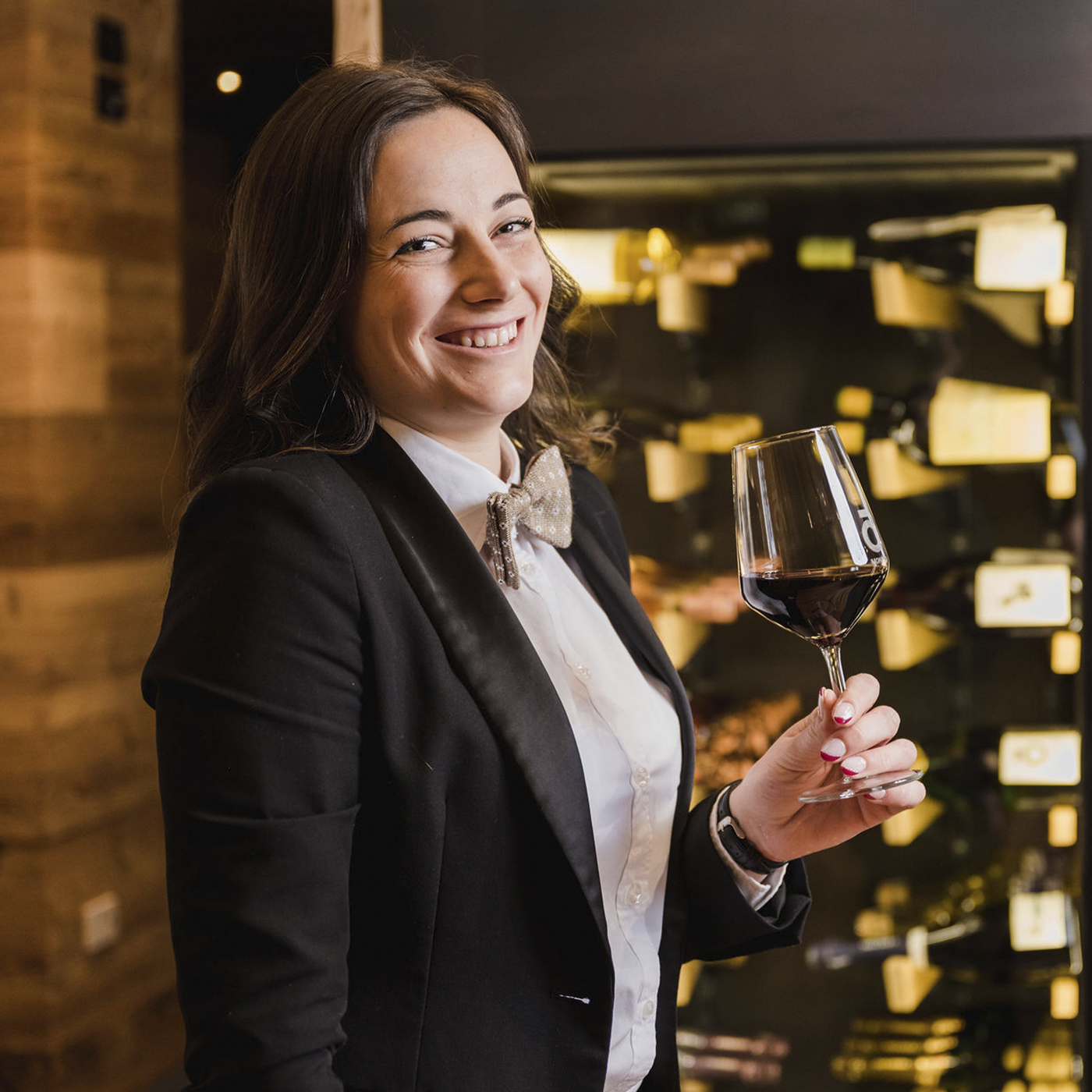 MONROC sommelier Nicole