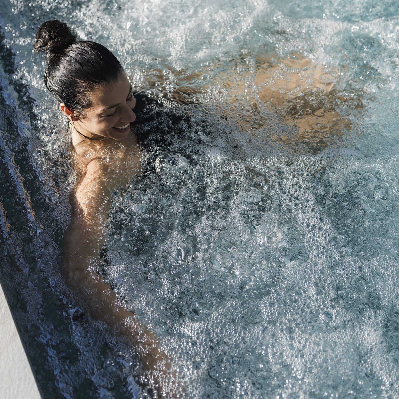 MONROC OLTRE bluemind pool wellness
