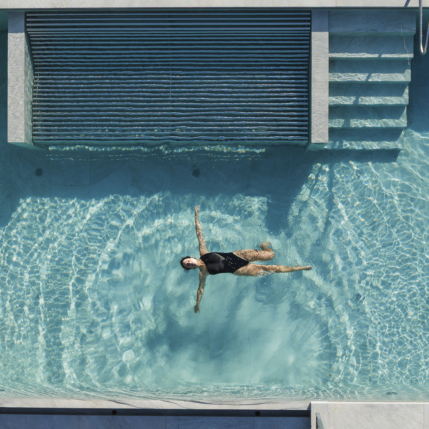MONROC-OLTRE-POOL-7-1400x1400